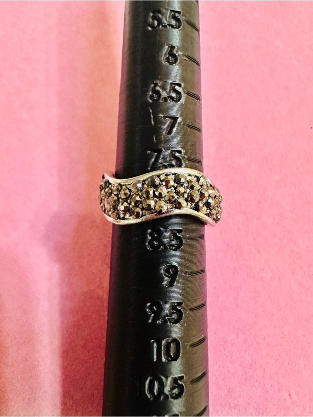 Gold Tone Pave Rhinestone Band Ring Size 7.5 - Picture 2 of 3